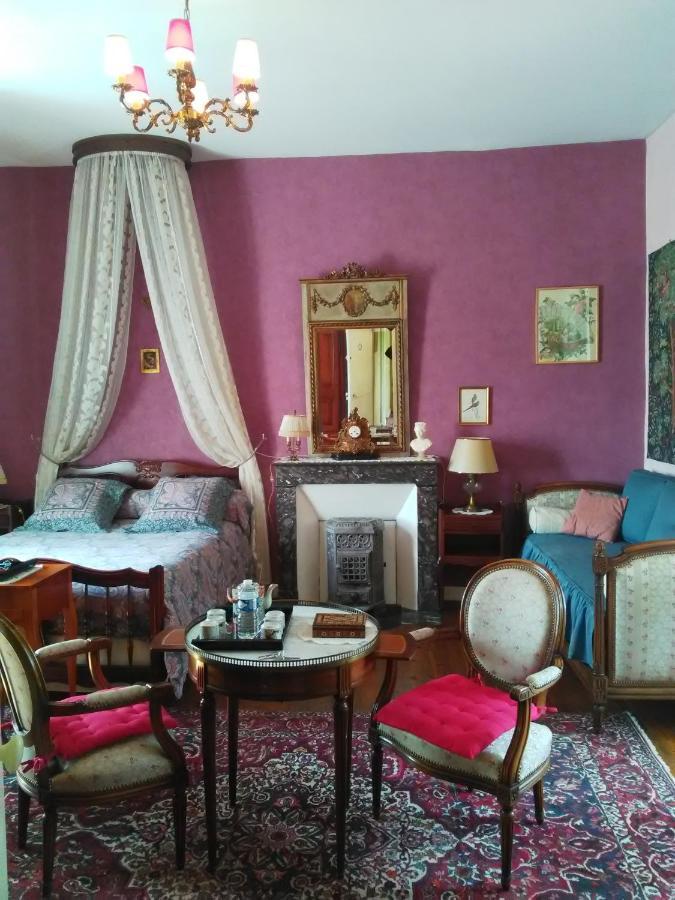 Bed and Breakfast Les Cedres Montaigu-Vendee Exteriér fotografie